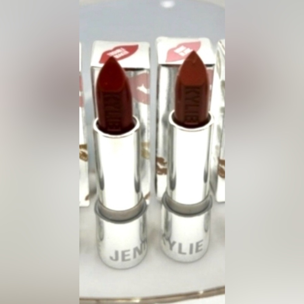 NIB Bundle Kylie Cosmetics 2 Lipstick Bundle-Free Kylie Bag - Picture 5 of 9